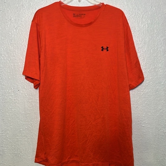 Under Armour bright yellow loose fitting sports T-shirt, size 2XL - Picture 2 of 8